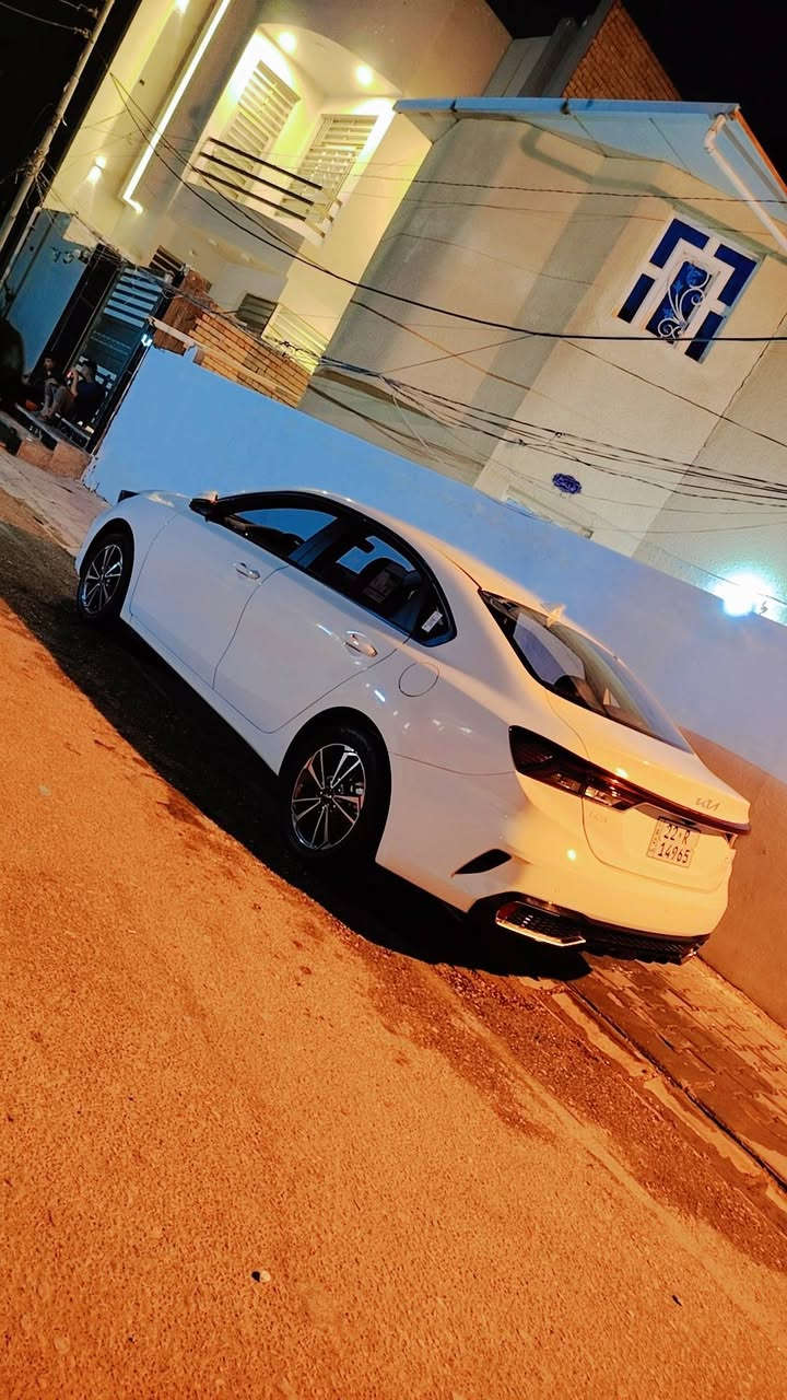 سلام عليكم k3 مديل ٢٥ كفاله عامه  وجديده بمعنه الكلمه ماشيه ٢٤ الف آسعر ١٤٥ وبيه مجال مكان سياره نجف ***********
السياره بسم شركه تريد وكاله تريد تحويل
