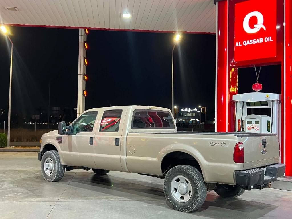 سلاو فؤرت f350 بؤ فرؤشتن
فؤرت F350 مؤديل 2010 مكينه گاز V8
گير مكينه دبل اكسل تبريت هاموو گياني به شارت ره قام نوي سانووي نوي تاحويل واكاله هامووشتيكي باشرت باناوي خؤمانه 4تايه ي نوي درونگي له ژيرا بي داحموو ليدران 
سعري 105گالا مجالكي برايه نه گؤريناواش داكم با شتيك بدلم بيت
شوين هه ولير *********** أربيل, العراق

