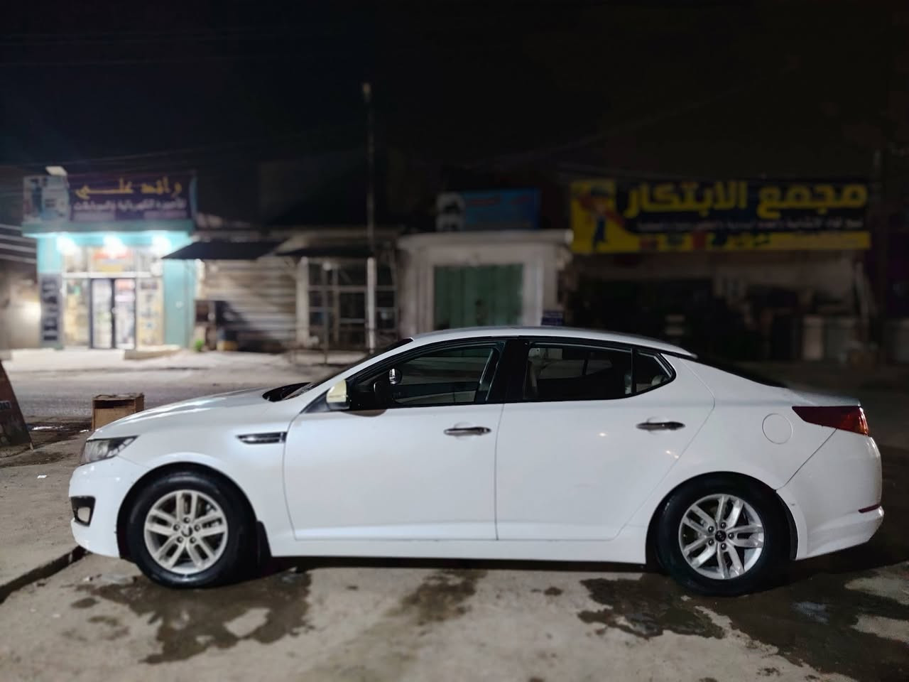 السلام عليكم
اوبتما 2014 خليجي

سياره كفاله عامه بيه فقط جاملغ وبنيد صبغ بدون دواخل وبدون ايزباك

بيه رش تكمه ملاون 

مكينه 2000 وكير وحداديه كفاله

تخم تاير جديد

رقم بابل الجديد باسمي
السعر 105 وبيهة مجال
***********
