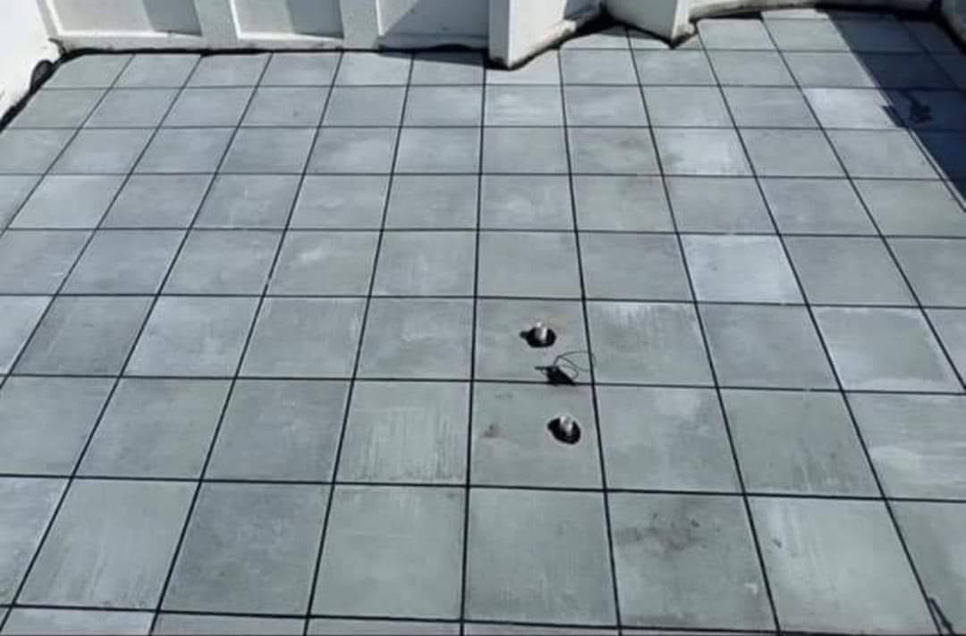 🌧️ الشتاء على الأبواب... لا تخلي المطر🌧 يفاجئك! اسطه محمد ***********عالج بيتك 🏠هسه قبل لا يصير  رطوبه اسطة محمد''لتطبيك🏗 للشتايكر والوازكام وتبديل الماستيك والفلانكوت  شغل مضمون يمنع النضوح 100%
انتصل هسه ☎️  قبل الرطوبه المنزل📞 *********** او وتساب

نص مكتوب في الصور:
- طبعاً هنا الزميج لركبه