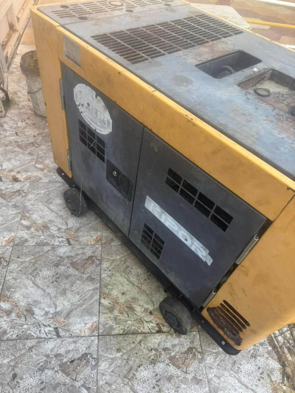 السلام عليكم
2بستم 12كيفي رادييتر مو هوائي نضيف وشغال كرت خارجي مسويله كيبور نضيف وغراضه كلها جدد وبلادية السعر 2مليون يصرف لترين تقريباً بالساعة 
المكان حصيبة الشرقية للاستفسار ***********
