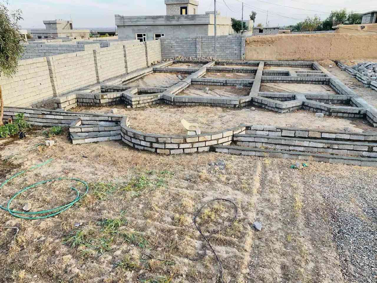 السلام عليكم ورحمة الله وبركاته كادر بناء متفرغ حاليا بيت +منهوله+تكعيبه ستاره+ممشه شغل درجة اولا خابر وتدلل وبسعار  مناسبه وحياكم***********

