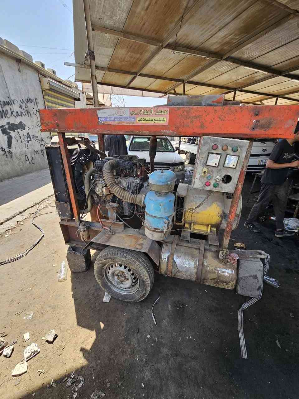للبيع مولد كيا 30 كيفي ثري فيز ملف نحاس مكينه بدون تنقيص بدون بخار شغاله وجاهزه السعر مليون ونص وبيها مجال العنوان بغداد المحموديه ناحيه الرشيد  ***********
