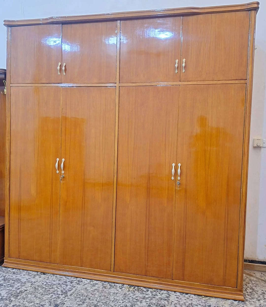 غرفه أربع ابواب ملحق داخل خارج صاج الخارج٥ملم والداخل 5ملم غرفه تفصال درجه اولى السعر 700 التوصيل داخل بغداد مجاني والمحافظات بكروه للحجز والاستفسار الاتصال على وات ساب ***********
