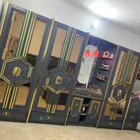 غرفة نوم • ٩ قطع • مستعمل