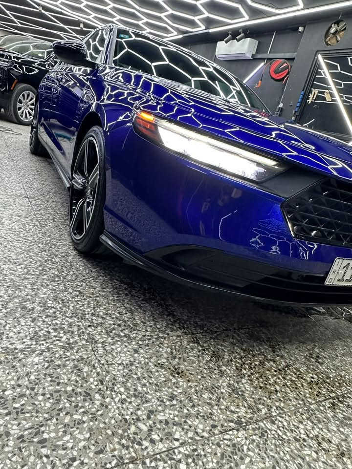 السلام عليكم هوندا اكورد 2025 سبورت وارد امريكي
Honda accord hybrid sport2025  2.0

       حجم المكينه : 2000 هايبرد

الضرر  :  حافت البنيد وخشم الجاملغ

تعديل خشم الشاصي شي بسيط

المسافه المقطوعه : 18 مايل

#مواصفات

1. مكينه 2000

2 شاشة

3.فتحه

4. كامرا

5. كشن السايق كهرباء  

6. رادارات 360 

7. تحديد مسار

8. شفتات بالاستيرن

9. هندبريك بصمه

10.لايتات زنون  

11. نظام ايكو + سبورت  

12.جنح خلفي بلادي 

13.لايتات لد + بكلايت لد

14.ويل كب

15.بصمة ابواب

#السعر 177 وبيه مجال 

 

تفاصيل اكثر هذا ***********‬

متواجد واتساب

ملاحضة صور الحادث والسونار موجود بالمنشور
