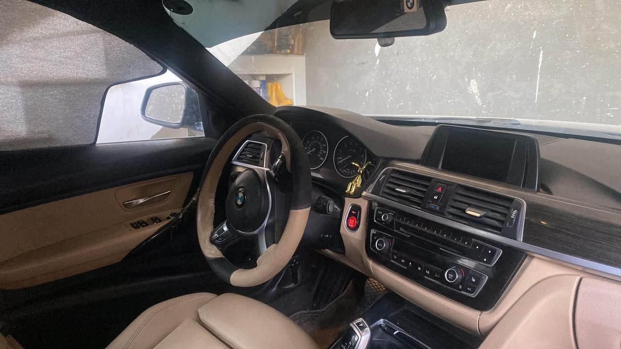 F30
320xdriv 
للبيع فقط 
موديل 2017
كشنات جلد تدفئه 
محرك 2000توين توربو
تخم تاير حداديه 
تبريد ثلج 
محرك كير شرط 
ماشي 170 km
رقم أربيل باسمي تحويل ثاني يوم هزه سنويه جديد 
السعر 145 
الضرر جاملغ وبنيد وارد 🇨🇦 
***********
