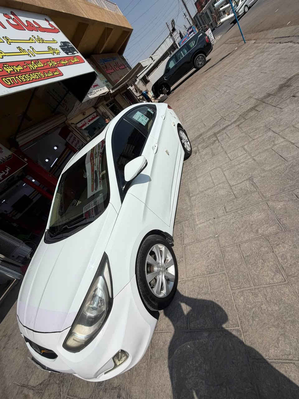 سلام عليكم اكسنت 2014 خليجي بلو سونارها موجود بيها جاملغ اليمين مبدل وبيها شبر بالجاملغ الورة اليمين وشبر بالباب وشبر بالدوسة انرشن اثر شخوط مو ضربة  ماشية 108 مكينه كير كفاله رايدها ب 87 وبيها مجال قليل ما اگطع سعر بالتلفون تعال گلبها ونتفاهم عالسعر مكاني كرادة ***********
