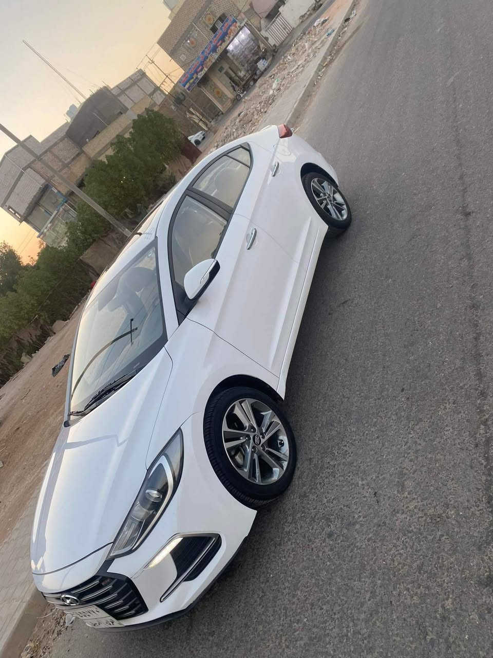 السلام عليكم النترا ١٨ سوبر فول مواصفات خليجي بيها بارد بالجاملغ الخلفي ماشيه ١٤٠ الف مكانها نجف *********** للاستفسار أكثر الاتصال بي واتساب
