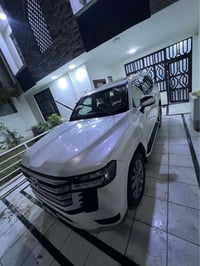 لاندكروزر GXR • كفاله عامه • ماشيه ٤٤٠٠٠