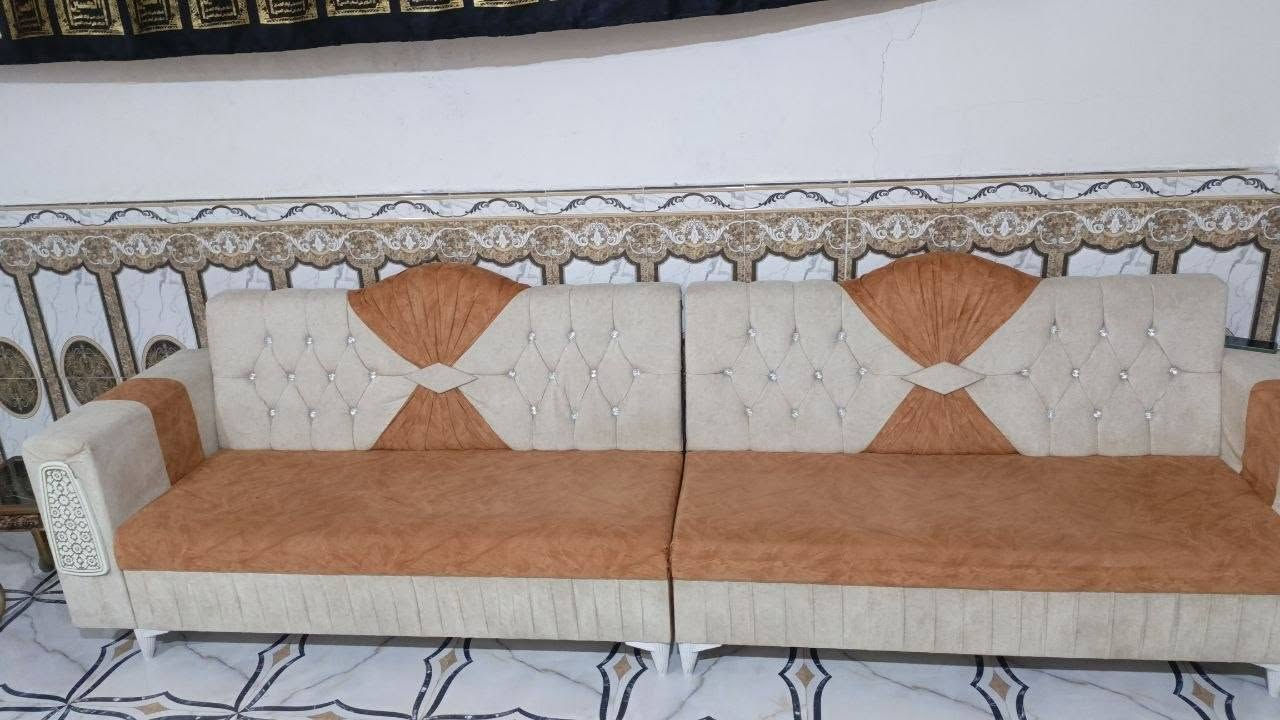 ديوان • ٨ مقاعد • ١٠ متر