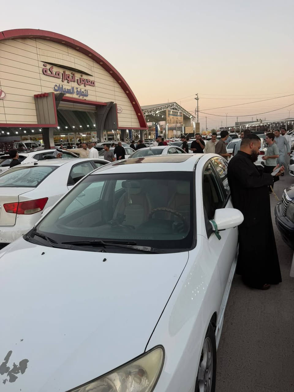 السلام عليكم
الانترة افانتي موديل ٩ قطعة صبغ بيها جاملغ محرك الفين سيارة تبريد كير ومكينة جاهزة السعر 98 وبيها مجال  مكاني النجف رقمي ***********
