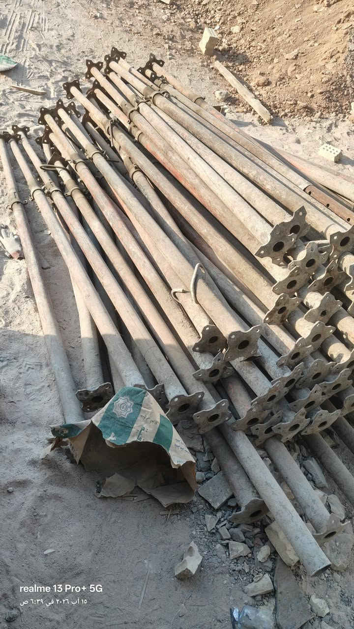 للبيع قالب خشب معلك بيت ٢٠٠ متر كامل جسور هوه مرداته وخارجيه القالب كامل وياه ١٧٥ جك عجماني سعره ٤مليون ونص مكانه النجف الشرف *********** والشراي بي خير ويدلل

نص مكتوب في الصور:
- قالب خشب للبيع مساحة ٢٠٠ متر كامل ور هوه مرداته وخارجي و١٧٥ جك عجماني
- realme 13 Pro+ 5G
- ١٥ آب ٢٠٢٦ في ٦:٣٩ ص