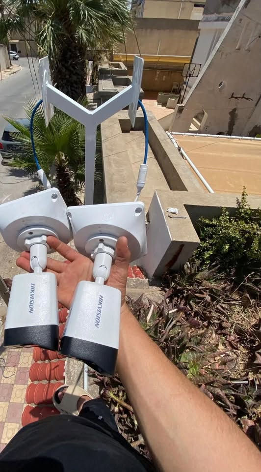 الرمادي - حي الضباط
تنصيب  سيستم كاميرات مراقبة من شركة Hikvision
ما للاستفسار والتواصل: ***********
