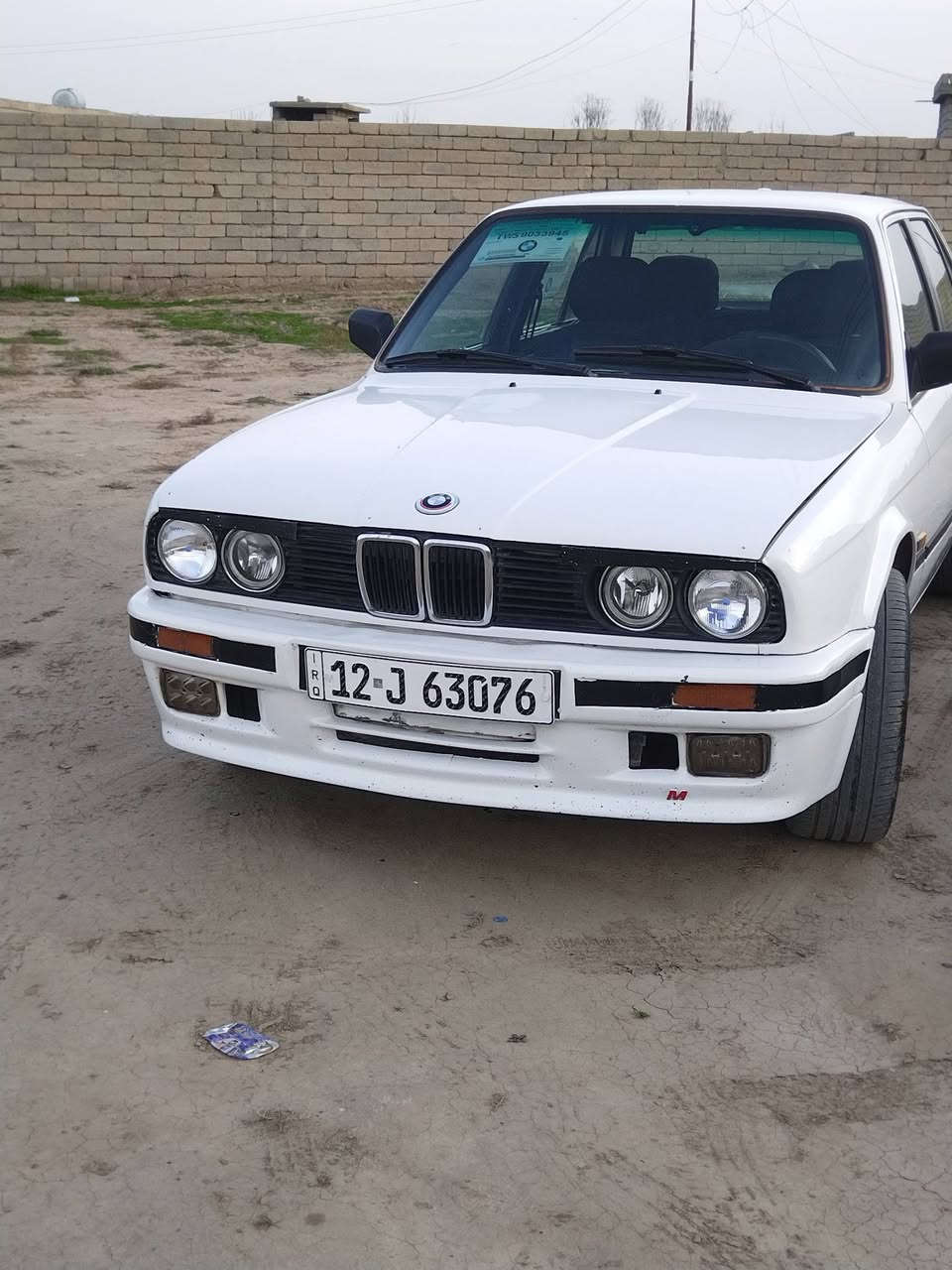 السلام عليكم
زعره BMW للبيع اربعه سلندر 1800  صدر جديد كير شرط محرك بي لاستيك ولف بس اول ما اشغل ادخن وتكطع اربع جوم كهرباء كشر نضيف مصبوغه حزام تايرات جديده 
السعر 36 وبيها مجال 

***********
