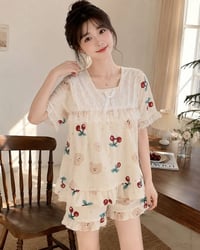 تراك نسائي • XL–XXL • حتى ٩٥كج