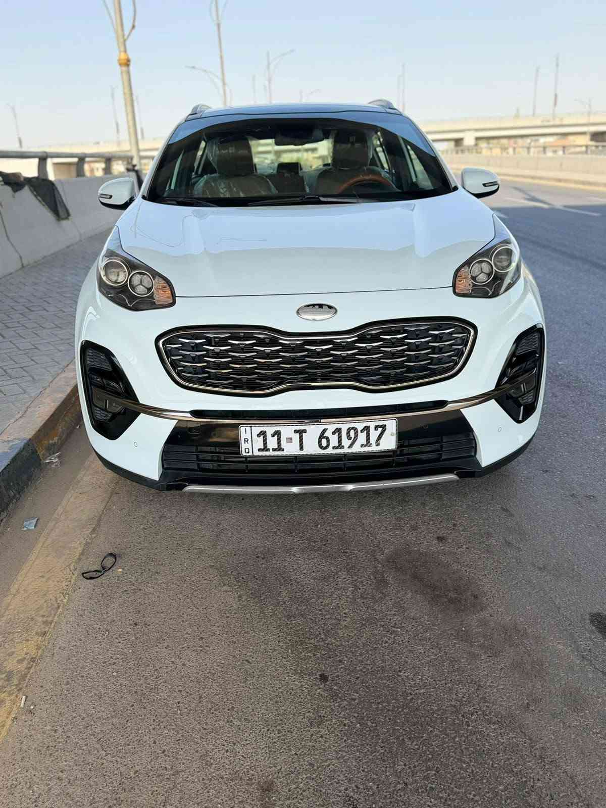 سلام عليكم سبورتج للبيع موديل 2019  جيتي لاين اعله مواصفات ماكو داعي اذكر مواصفاته فول الفول ماشيه 102 سياره بسمي  مشروع وطني تحويل ثاني يوم سياره جديده معنه كلام احله من صور تبريد ثلج ما ناقصه شي سياره مال بيت سعر 185 وبيه مجال كلش قليل  سونار بل صور بارحه سويته رقم بغداد رقم هاتف *********** مكاني بغداد
