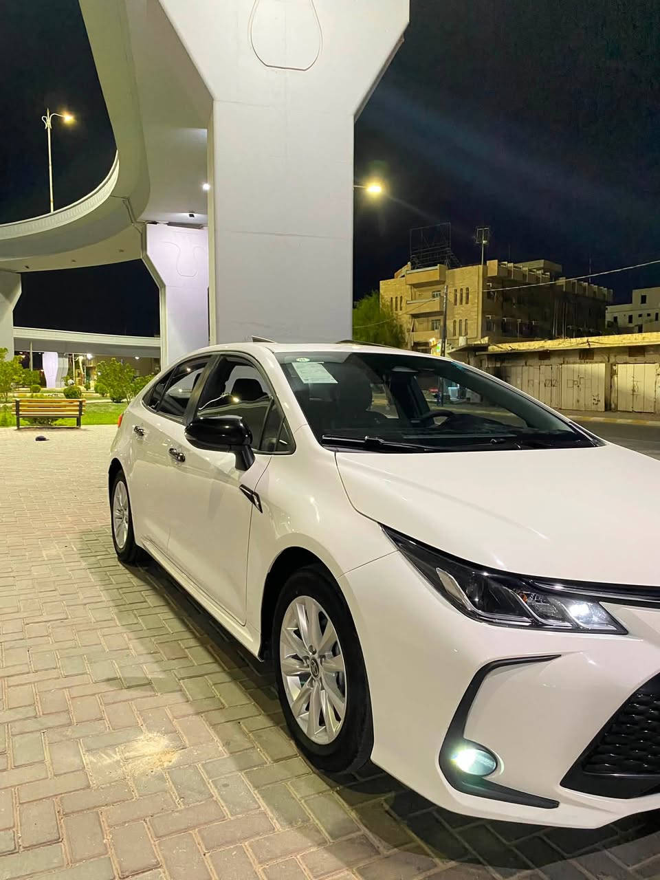 كورلا 2025 شكل الخليجي  محرك 1800 هايبرد HEV   رقم بغداد  دولي مشروع وطني  شرط التحويل 
كفالة ماعدة رصعة خفيفة جداً خلف باب السائق 

ماشيه 35الف  على وضع الشركة

محرك 1800 هايبرد شحن ذاتي 
بصمه + دخول ذكي 
هاند بريك بصمه + اوتو هولد
رادار امامي 
سياقه اليه 
تبريد قطعتين 
تبريد بيانو شاشه 
شاشه ابل كار بلي + كامره خلفيه دواره 
مانع انزلاق + مود درايف +  ايفو مود 
6  ايرباك
حساس لايت كامل اوتو عالي ناصي اوتو + حساس ضغط اطار 
تحكم سترين كامل فول 
لايت زينون + لد صباحي + اشاره لد  

العنوان صلاح الدين تكريت 
للأستفسار 
***********
***********
