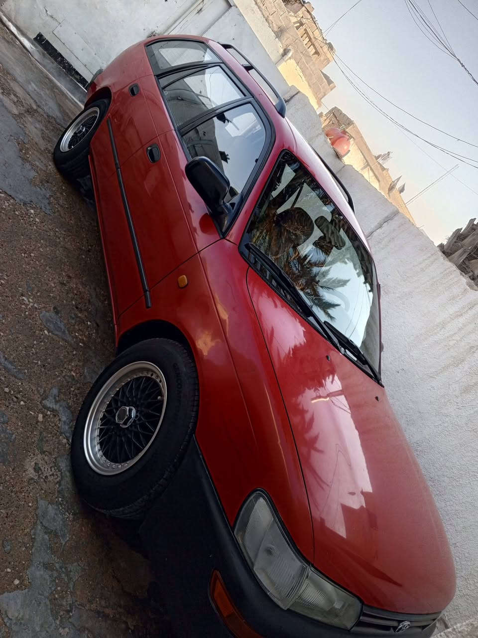 السلام عليكم سياره كورله استيشن يسره بلاد رقم بغداد مكينه 1600. ***********
