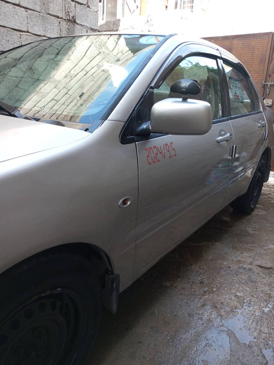 من رخصة المدير للبيع لانسر  10 رقم بغدادكير مكينة شرط مكينة 2000 كشر ممكفول مصبوغة عام تاير نضيف كهرباء كلة شغال داخل بيجي سيارة مال روحة وجية ترايه 160 سيارة حلوة بس مصبوغة عام ابيع كوم حديد للكشر تحويل شرط سنوية لل 27 سعره مناسب 55 وبيه شي قليل عنوان ديالى بعقوبة *********** ملاحضة مراوس هم يرهم
