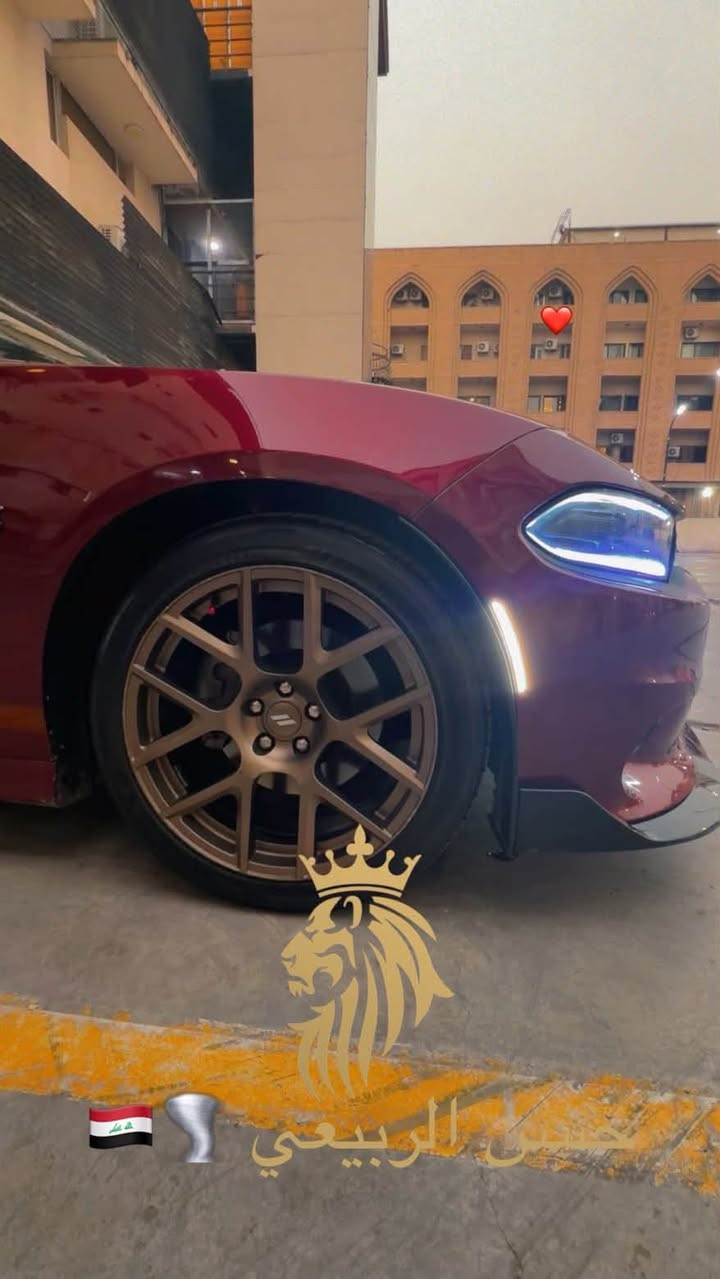 Dodge Charger R/T Daytona
5.700 HEMI
وارد امريكي 
ماشية 79،000ميل  
اللون ماروني 
مواصفات الدايتونه معروفه 
عليهة شوته 
برمجه مصطفى ايكل 
فيت بم ريسنك 
رقم بغداد 
هزه وسنويه جديد 
حادث بنيد  نفسه مصبوغ جاملغ عل بارد  وطلقه بل باب راجعه عل بارد فقط 
سياره كير مكينه حداديه امامي خلفي خير من الله 
سعر 220
العنوان / بغداد-الكراده  
***********
