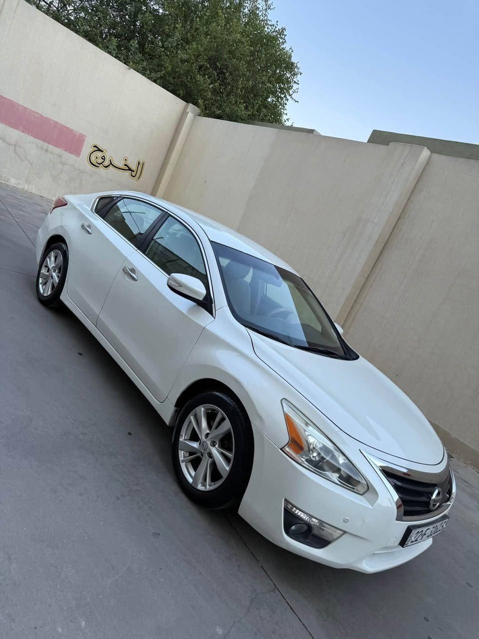Altima 2013 SL خەلیجی
شەریکە sardar
هەموو شتەکی بە شەرت ٤ تایەی تازەی لەسەرە 
هیچ هیچی نیە بێ سبوغ کەمەک PDR و قەلەمکاری هەیە
یەک دەستە سەیارەکە و زۆر زۆر خاوێن مایتەوە
110,000 KM ڕۆیشتیە 
نرخیشی 11,000$ مەجالیشی تێدایە
ئەگەر موشتەری پەیوەندی بکە بەو ژمارەوە
لە WhatsApp :***********
شوێن هەوڵیر أربيل, العراق
