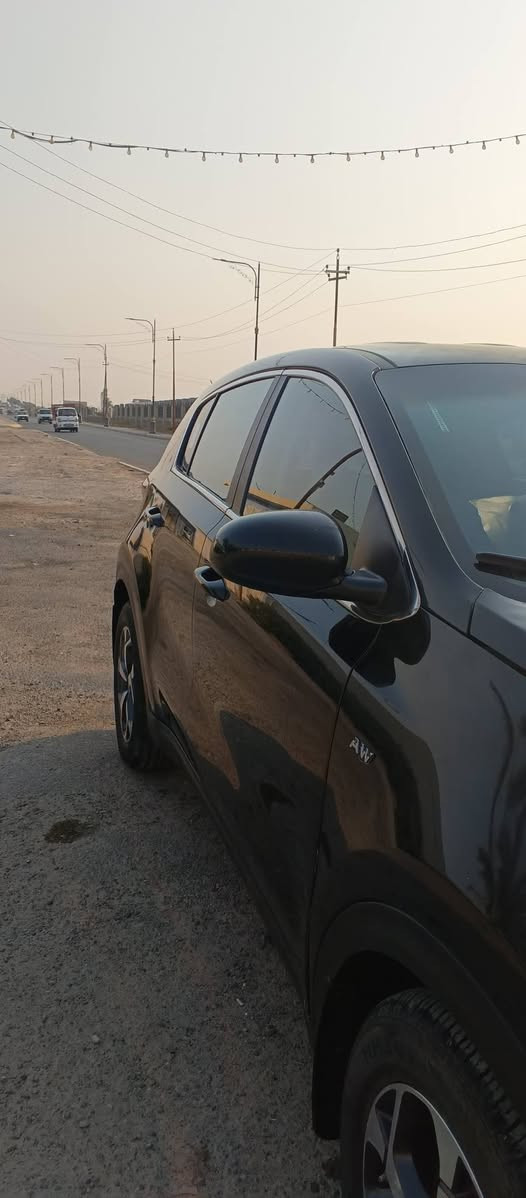 سبورتج 2020 امريكي اللون اسود 
رقم شمالي 
العنوان / بغداد - ابي غريب 
محرك 2400 مجفت لا تبخير ولا تنقيص 
مانع انزلاق 
تحديد مسار
 إشارة بالمري
 مانع تصادم 
درايف مود
 لايت زنون 
تبريد قطعتين خير من الله 
السيارة ضررها كما موضح في الصور 
السعر 145$ وبيها مجال بسيط ***********
