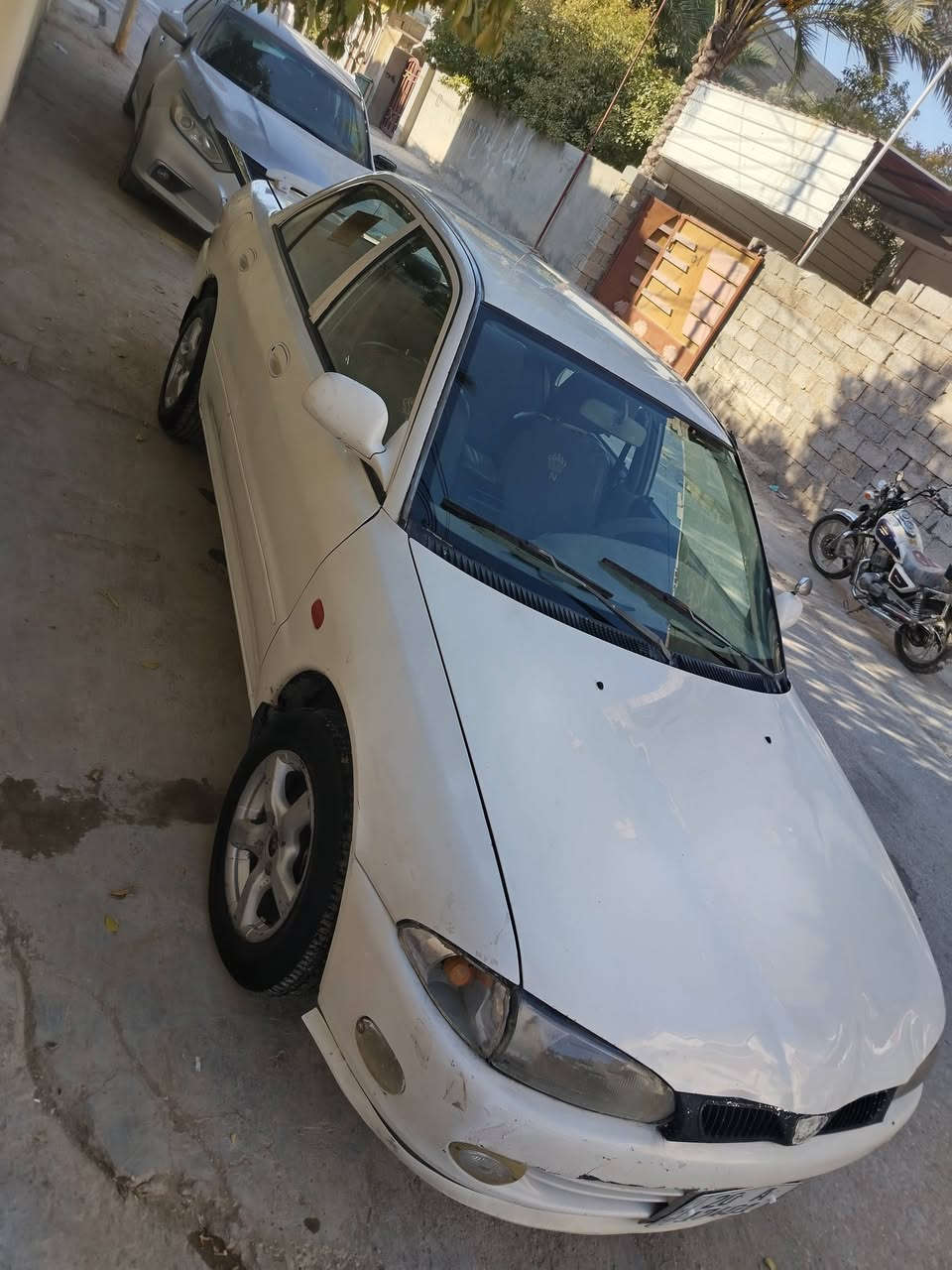 بروتون 2002 بلاديه مابيه صبغ كير عادي محرك لا صرف ولا تبخير تبريد شغال بس ضعيف سيارة نضيفه السعر 44$ وبيه مجال . بعقوبة تقاطع القدس ***********
