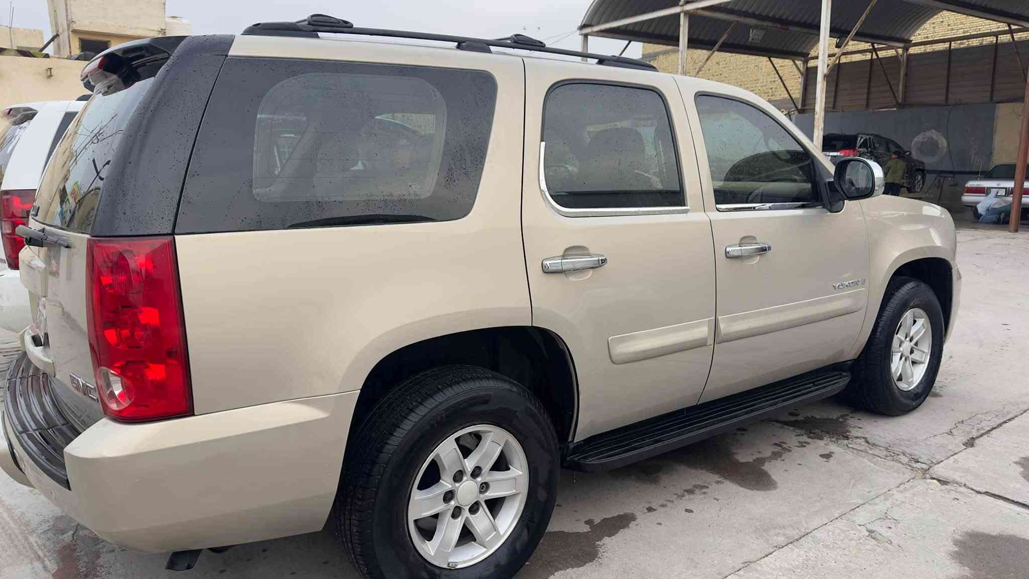 � للبيع GMC يوكن موديل 2009
🔹 رقم بغداد – ترقيم جديد
🔹 المحرك: 5300 V8
🔹 القير: 6 نمر
🔹 العداد: 250 ألف كم وقابل للزيادة
🔹 الحالة: نظيفة جداً
🔹 سيرفس كامل
🔹 تبريد وتدفئة جاهزة
🔹 السيارة ما بيها أي نقص وجاهزة للاستخدام

💰 السعر: 180 ورقة
📞 للاستفسار:***********
