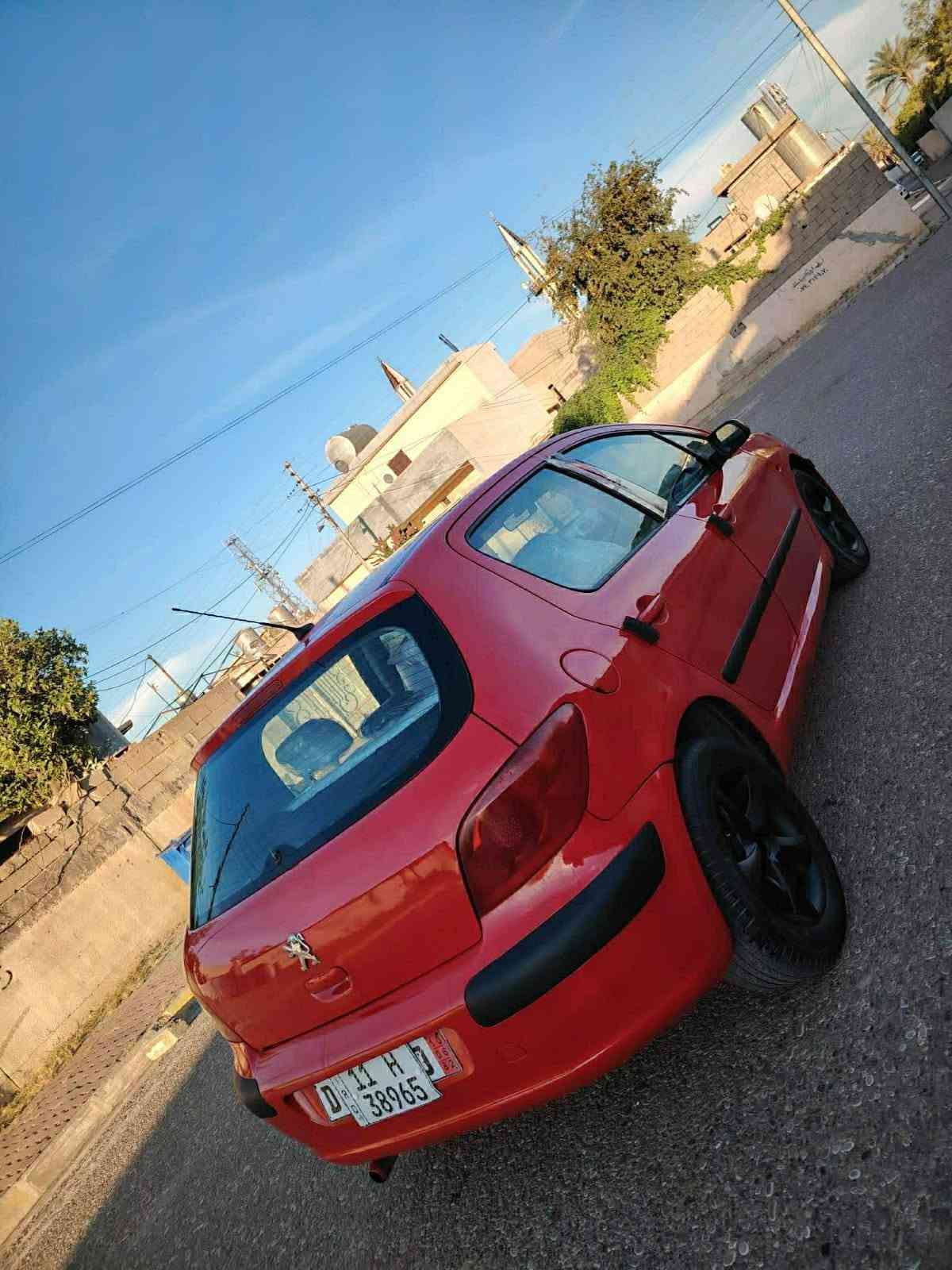 بيجو فرنسي للبيع موديل 2006
سياره صبغ عام للجماليه وبيهه ضربه خفيفه جوه باب الجنطه قليل هم تبين 
كير محرك مابي عيب 
سنويه جديده شرط التحويل 
تبريد موجود غراضهه بس بي شغل بالكهربائيات 
سعر 45وبيها مجال  
*********** كركوك, العراق

