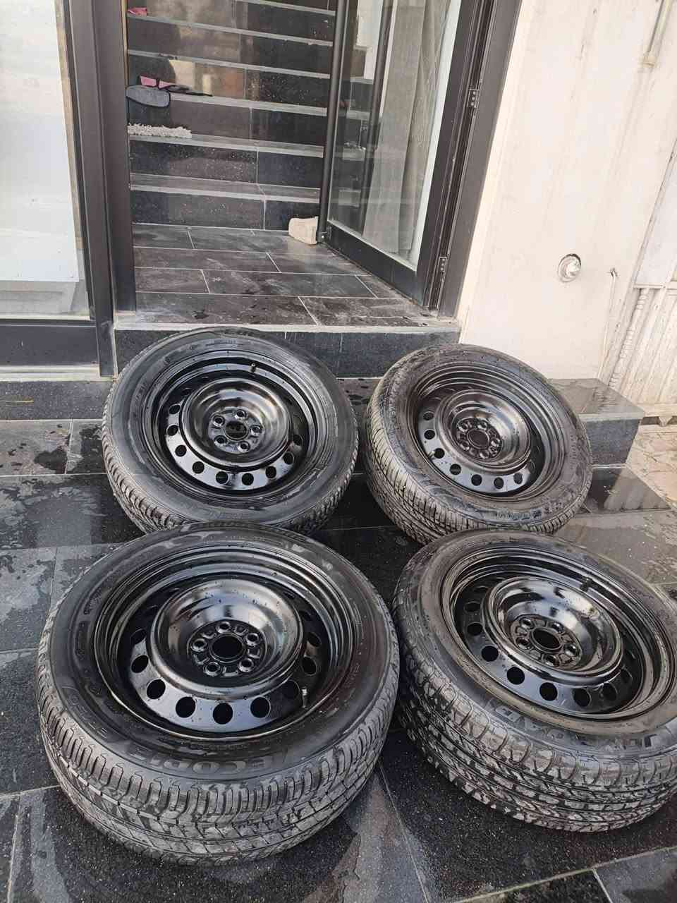 سڵاو خواتان لێبت
تایەو ویل کرۆلا 16
ویلە کان بێ عیب بە شرتی باڵانس 
تایکانی نیو داشن 
145هە زار مە عملیکی کەم
گۆرینوە دەکەین لەسەر دڵ گرتن
شوێن چەمەماڵ 
***********
