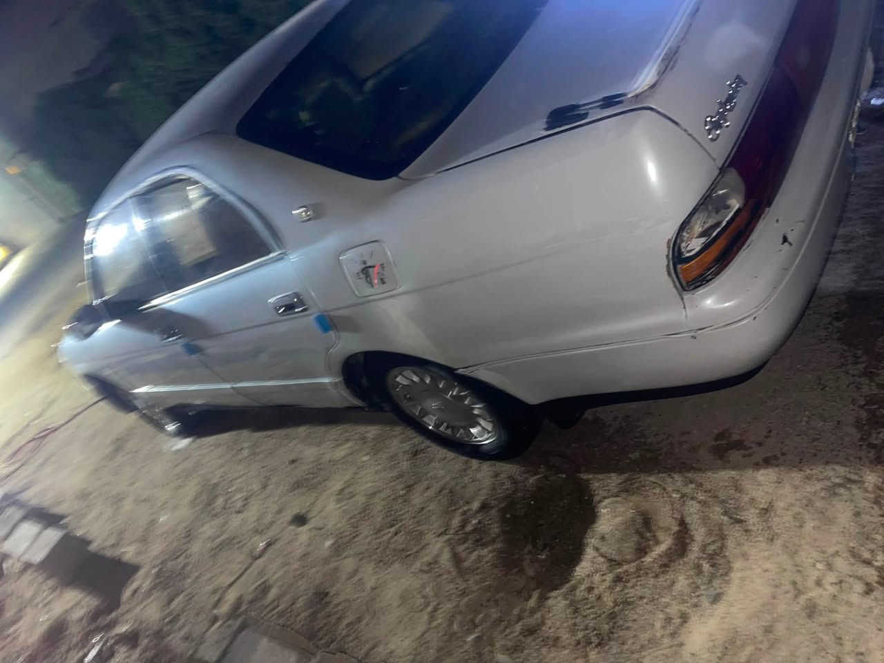 سياره بطه موديل92مكفوله كص ونقل وضربه ومكينه وكير جدد تبريد شغال رقم بصره مستعجل علاه البيع مكلف بل نشر سعرها40وبيها مجال ***********رقم راعيها مايعرف يقره

