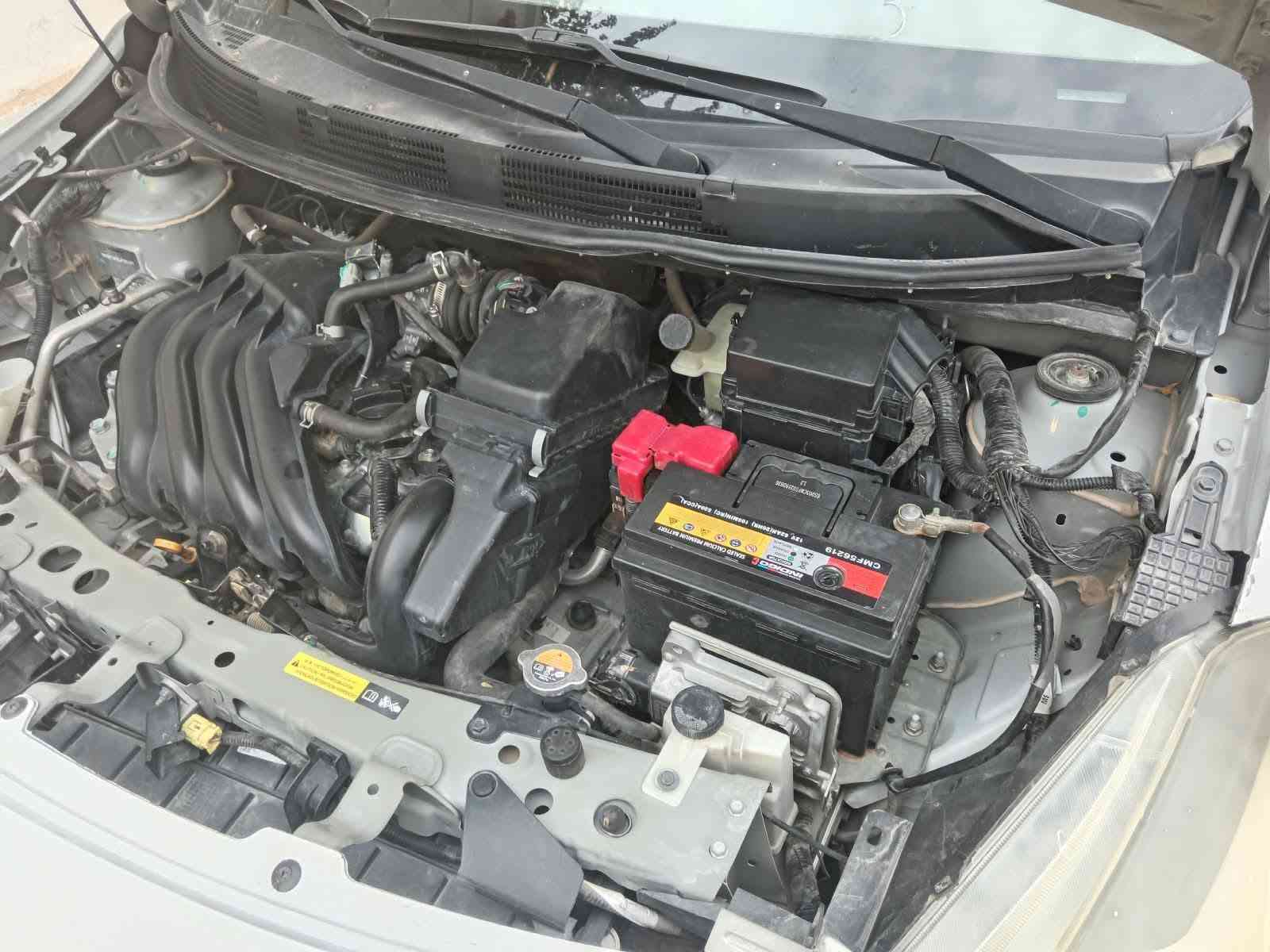 السلام عليكم
سني هندي للبيع  2020 وارد خليجي ماشيه 240 السياره مكفوله 
مكانها الانبار الرمادي 
الهاتف ***********
