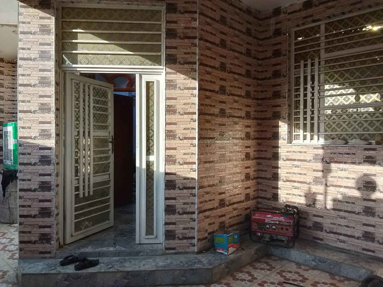 بيت طابقين • السفحه الثانية • شارع احمد الواىلي