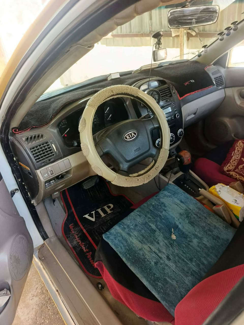 سلام عليكم من رخصت صاحب الكروب سبكتره موديل 8  خليجي كفاله  انبار انكليزي بسمي مداور ثاني يوم مشروع وطني سياره ضرره جاملغ خلفي وبدون دواخل شرط سونار سياره جاهزه كير مكينه كارتون قبل فتره شادهن تبريد ثلج تخم تاير صدر امامي خلفي جديد كهربائيات كله شغاله سياره مناقصه كلشي بوجهه الشارع مراوس بكورلا حسب القناعه او بيع سعر 68 وبيه مجال مكاني حله ناحية النيل رقمي ***********
