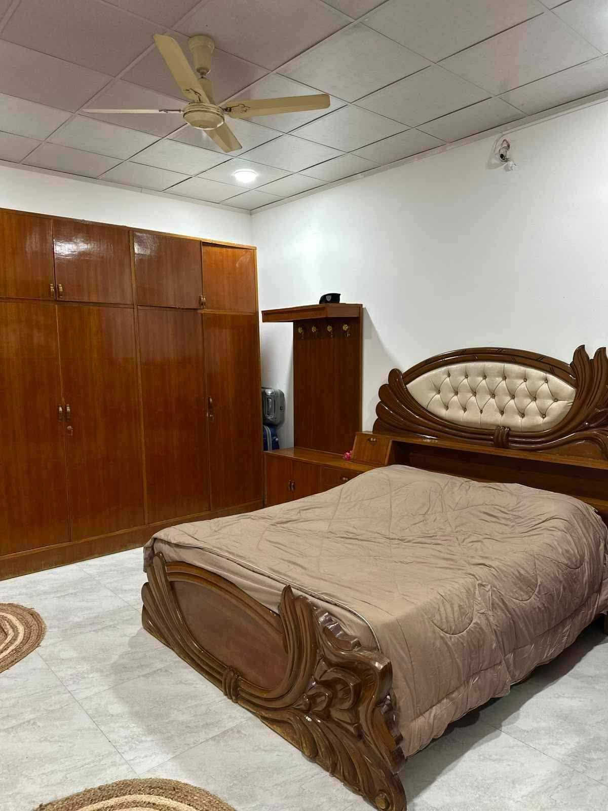 🏡دار  للبيع  التعليم العالي جمعية تربيه رابعه 
💎على شارع بعرض /15/متر موقع مميز جدأ
🏠 المواصفات: 2غرف نوم هول ستقبال مطبخ صحيات 
📐 المساحة: 150م² واجهة7/5
🏢 الطابق بناء فول  ملاحضه دار مطلوب الجمعية 21 مليون طلب ينزل من سعر كلي 💵
☀️ الاتجاه: غروب 
📜 الملكية: وصل جمعية تربيه 
⭐ فرصة مميزة للسكن 

📞 للاستفسار والتواصل المباشر:
مكتب عين الوطن  للعقارات 
📱***********
📱***********

🔑 سايدين التعليم العالي مكتب عين الوطن
