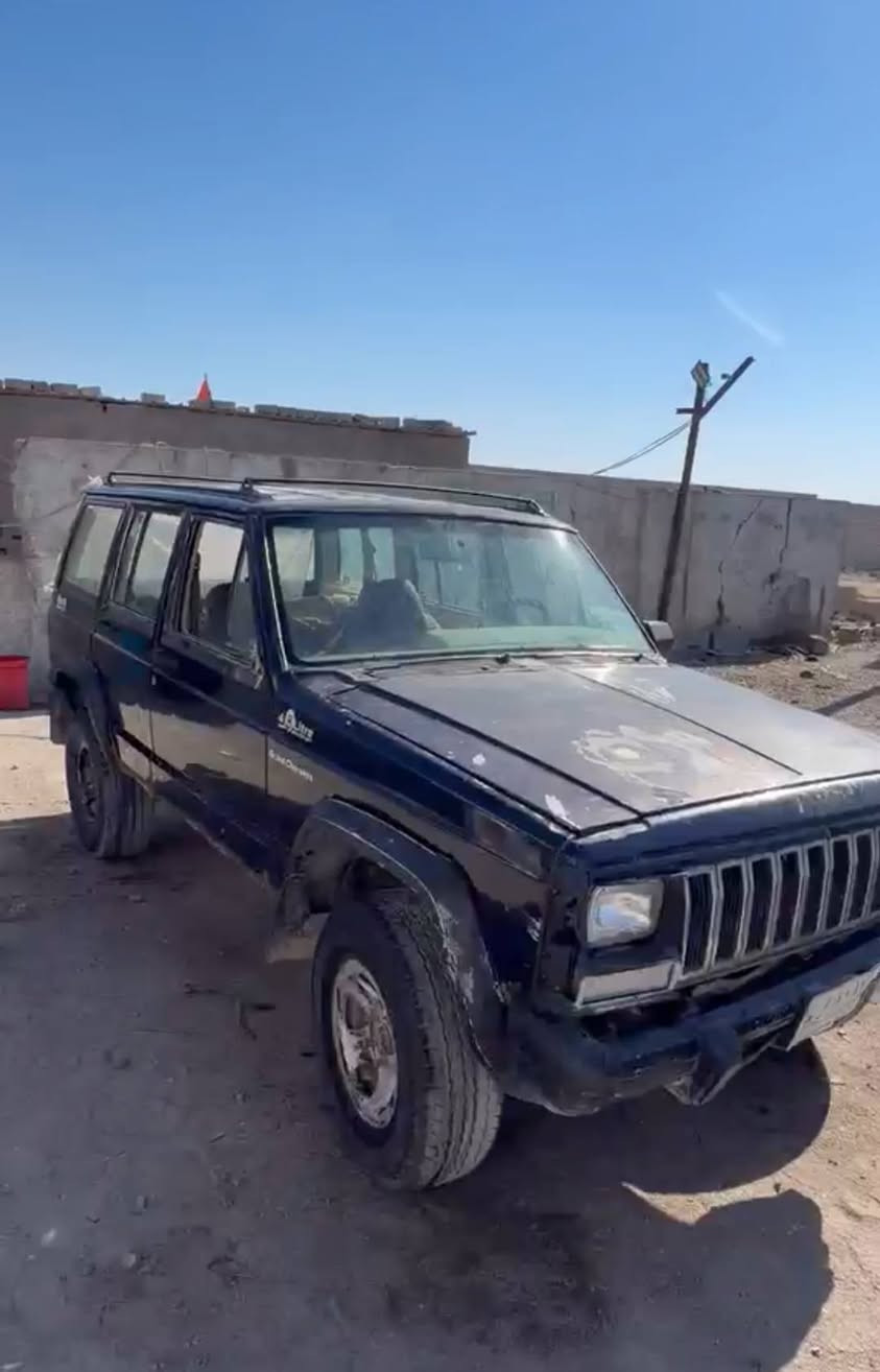 جيب شاروكي لبيع سعر 14 رقم ديالئ تحويل محرك فيفيتي مكاني بصره زبير ***********
