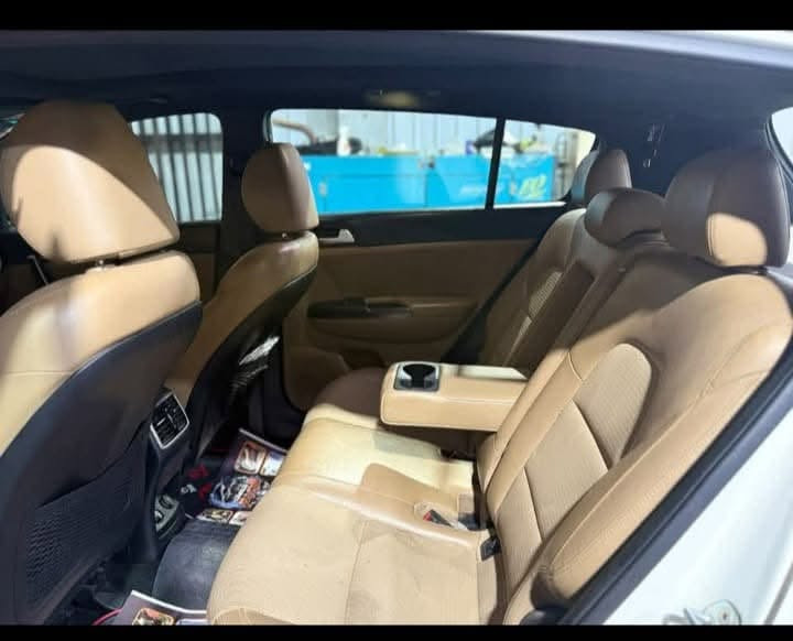 سبورتج خليجي 2019 رقم بغداد بااسمي 
سنويه وهزه جديده 
مكينه 2000 دوش 
سياره جاهزه تحكمات مقود درايف مود ثلاث وضعيات قياده سبورت نورمل ايكو حساس خلفي امامي جانبي 
تخم تاير بطاريه جديده صدر امامي خلفي جديد
كير محرك مامفتوح برغي ع وضع شركه تبريد كفاله 
سياره بدون حادث بدون تبديل بدون أضرار 
بيها نص بنيد صبغ اثر تقشير مو حادث يعني فقط شبرين بالبنيد سعرها 168 مجالها بسيط ***********

نص مكتوب في الصور:
- 41°C