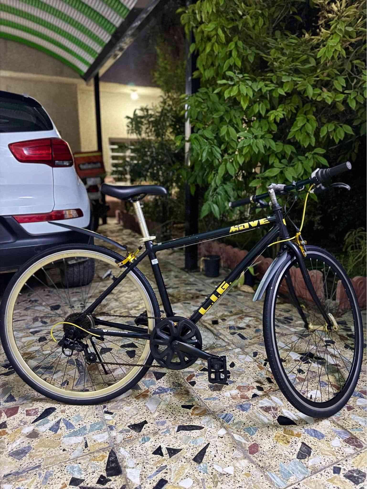 📌اليوم القطعه تحفه ولون مميز ووزن ريشه🔥🔥

🟡بايسكل c700 🚵🏽‍♀️ الحجم 28 فريمM المنيوم🔥وزنه ريشه

🟡لون مميز أسود⚫️وذهبي⚜️ومختم وقطعه كوله بلاد✅

 🟡نظام البايك Tourney shimano الغني عن التعريف 🈲🈷️

🟡وياله ذهبي مختمه وكذالك بريكات نوع Promax ذهبي أصلي✅

🟡بايدرات كفوف أصلي يتطبك🚵مكينه Shimano  تحتوي على 7 سرعات جداً سلس وسريع بلمشي خاص للتجوال المدن🈷️

🟡نظام فتح قفل كمبليون جداً سهل اثناء الصيانه🔥

🟡القطعه كامله من الويل للويل وتراي كرخ ورصافه🚴🏻‍♂️🌇

وبسعر جداً جداً مناسب ( السعر ١٦٥  ألف قفل💥💥) 

📍📍مكاني بغداد الأورفلي ☎️رقمي *********** بغداد, العراق
