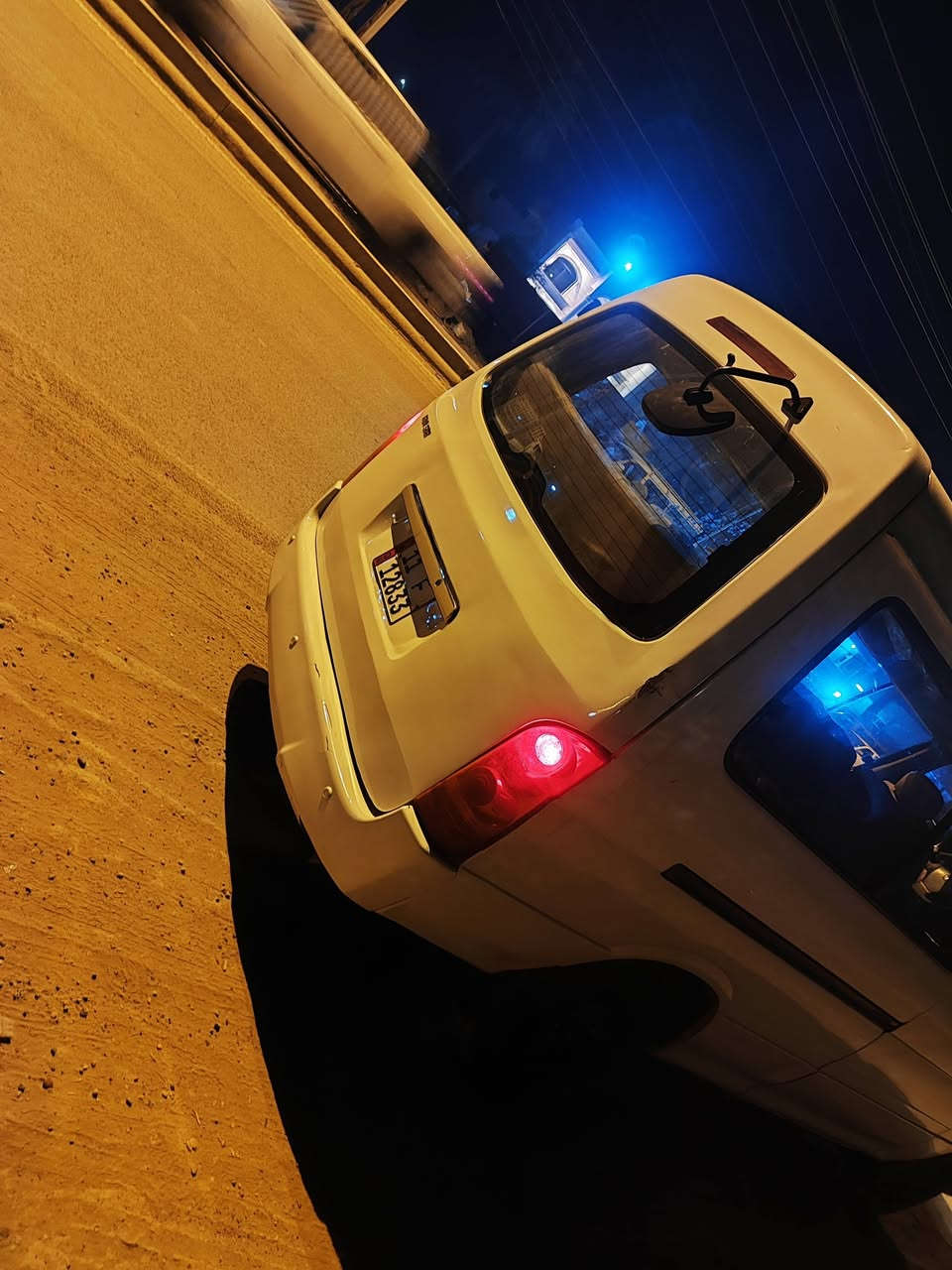 السلام عليكم جنبي ناصيه  14البيع سياره بيها دحجه بطويله مبينه بصور  وبيها جنطه مصلحه    +السياره يرادلها مكينه الن مكينتها كايمه بعد انته يمك اجفت اجيب جديد اني ابيع مكينه كايمه
70 بيها مجال حك الجيه 
 مكاني بغداد  ***********
السلام عليكم جنبي ناصيه  14البيع سياره بيها دحجه بطويله مبينه بصور  وبيها جنطه مصلحه    +السياره يرادلها مكينه الن مكينتها كايمه بعد انته يمك اجفت اجيب جديد اني ابيع مكينه كايمه
