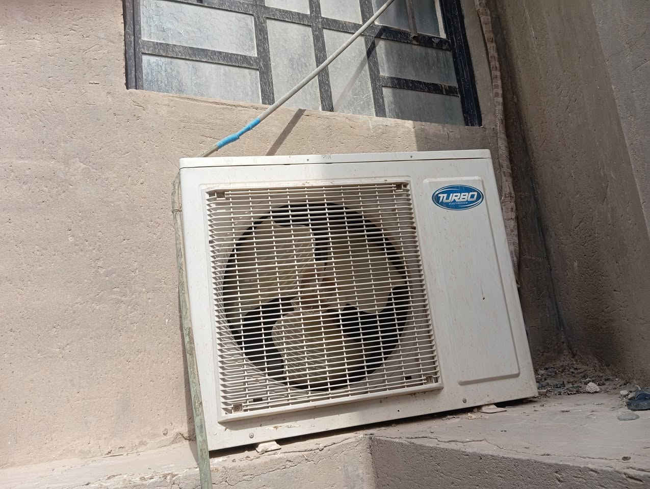 سبلت للبيع نضيف كلش كدام عينك بس ضل يطلع هوه حار بنهار وبليل بي بروده ونريد نجدد (مكان الغسل وره التربيه الستفسار ***********)
