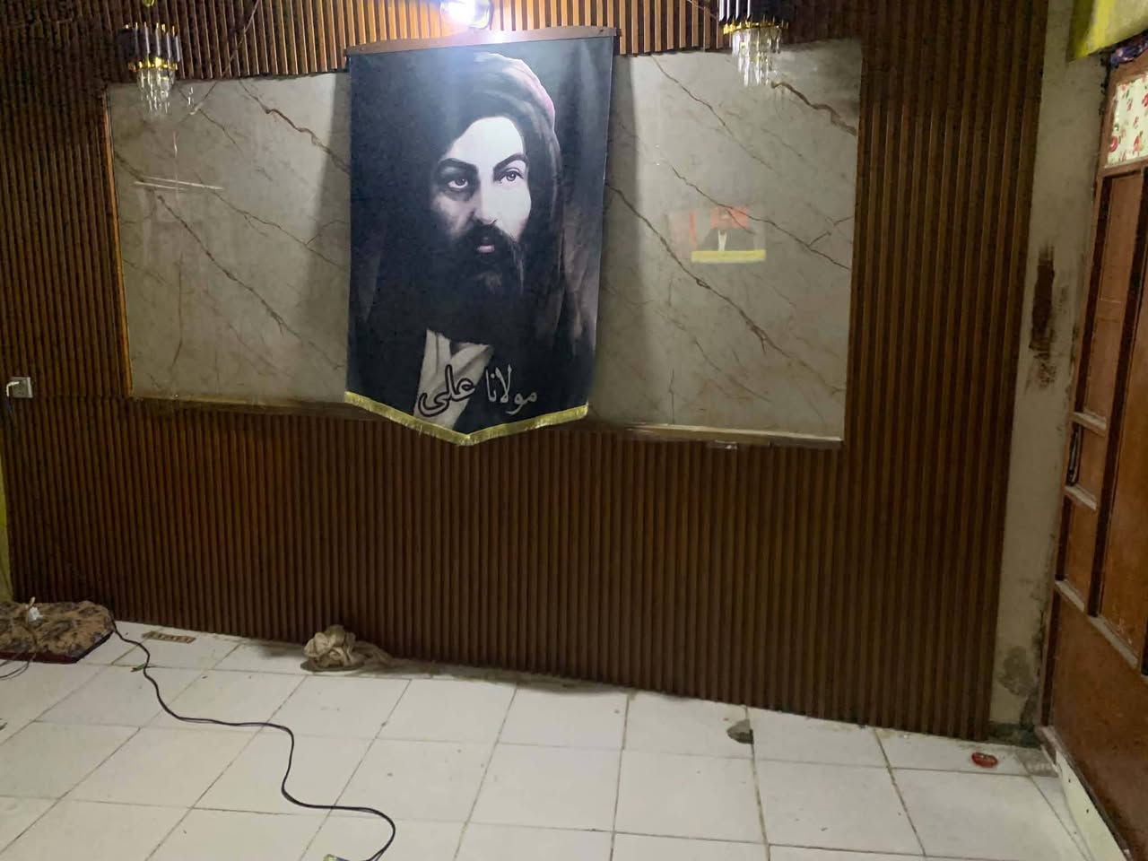 السلام عليكم بيت تجاوز المساحه 90 عنوان بغداد الزعفرانيه جسر ديالى سعر مناسب البيت ركن مقابيل الطابو واذا اكو بيت مراوس جبير ***********

