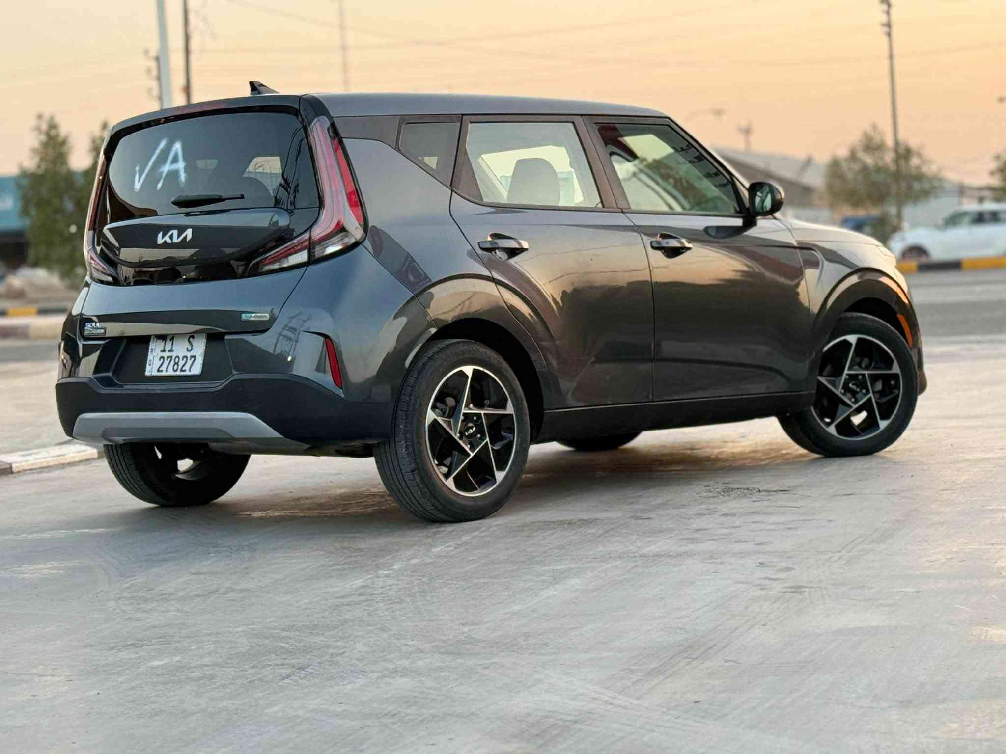 السلام عليكم
KIA SOUL________ EX
2024 
اللون  رمادي 
داخل لونين 
فول مواصفات 
ماشيه 🫷22 🫸الف ميل 
🌷 رقم بغداد 🌷
حادث السياره قطعتين تبديل 
(باب الصدر + الجاملغ الامامي )
مكان السياره 
الديوانية 
العروبه الاولى 
***********
