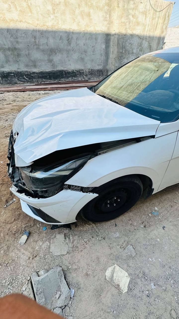 السلام عليكم 
النترا ٢٣ اقصاد استقطاع مباشر 
السياره جانت كفاله عدا بارد بالجاملغ وهسه صار بيه حادث مثل ما موضح
السياره فول الفول مكينه ١٦٠٠
 دوش 
الممشا ١٤٢
بصمه ابواب
بصمة صندوك
تشغيل عن بعد
فتحه
تبريد قطعتين
السعر ١١٥ بيها مجال قليل
+9647882960550 اتصال
*********** واتساب

نص مكتوب في الصور:
- _292e_ 1m دفع الله ماكان اعظم Send message...