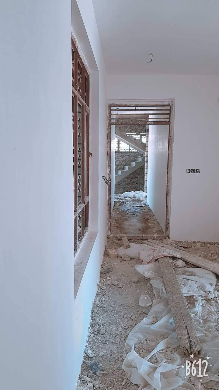 جص وبياض ولبخ وبناء سيراميك جميع الاعمال متوفره شغل درجه اولى في بغداد فقط الهاتف *********** بي واتساب
