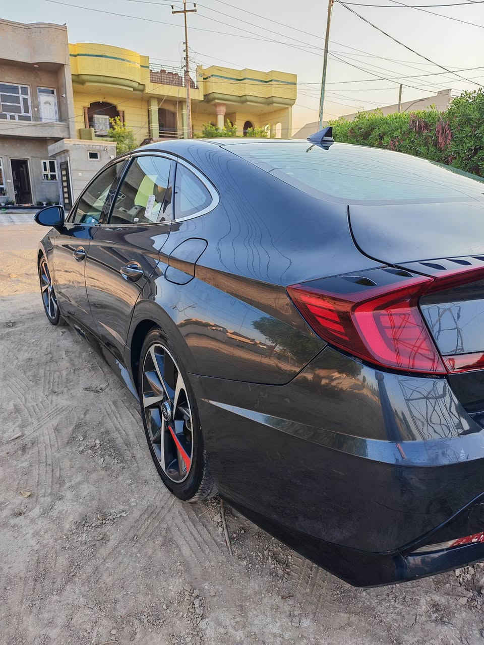 السلام عليكم سوناتا 2021 رقم بغداد
 وارد امريكي  
محرك 1600 تيربو 
ماشيه 171000كم
تبريد قطعتين
كشنات تدفئه 
كشن كهربائي 
تحكمات ستيرن
دشبول دجيتل
سيارة جاهزة ما تحتاج أي مصرف

السعر 14300 دولار
143 ورقة 
للاستفسار الاتصال على الرقم ***********
