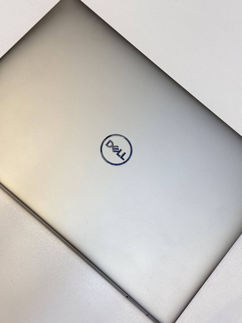 ديل 5410 • i5-10310U • شاشة لمس ١٤