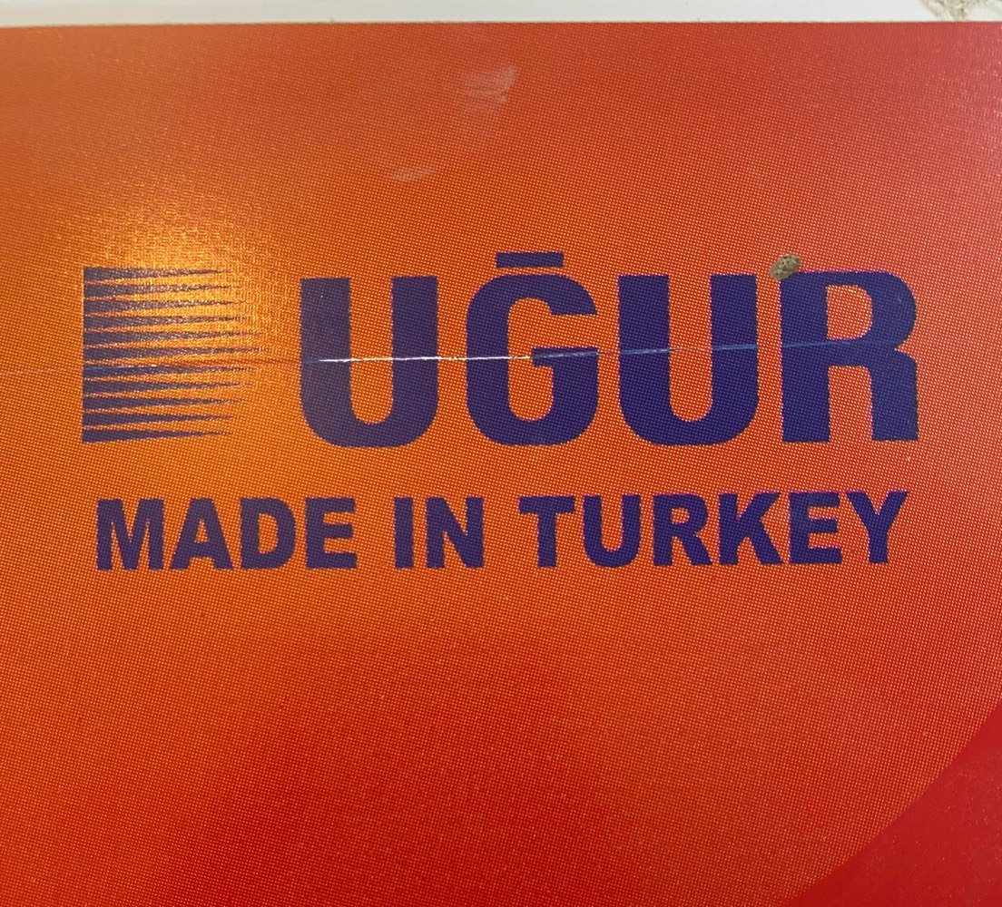 مجمدة + عارضة عدد ٢ 
شرط UGUR التركي 
شرط نظيفات حتى السكيبة الخشب بيعدها جديدة 
السعر المجمدة ٤٥٠ الف
وسعر العارضة الوحدة 550 الف
واذا تاخذهن كلهن اتساهل وياك 
المكان :الناصرية 📍