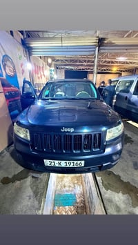 جيب ٢٠١٢ هيمي 5.7 وارد امريكي كلين بدون ضرر مواصفات الجيب معروفه فور و...