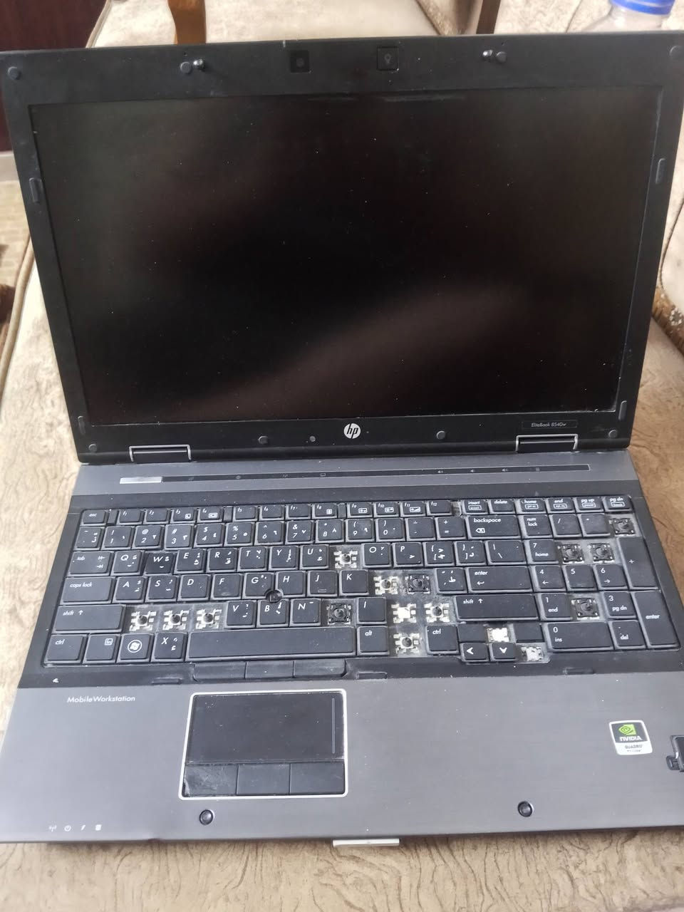 HP EliteBook 8540w • كرت Quadro • كيبورد ناقص